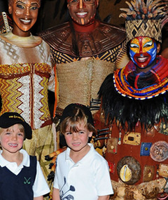 Britney Spears Takes Sons to Las Vegas!