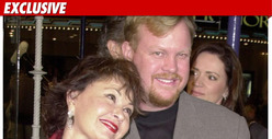 Roseanne to Ex: I'm Taking Full Custody of Our Son