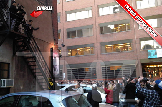 0414_crowd_outside_charlie