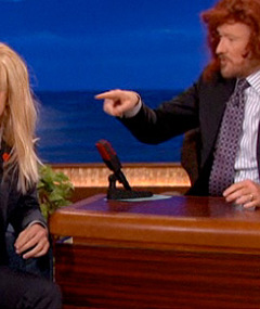 Joseph Gordon-Levitt Schools Conan in Headbanging