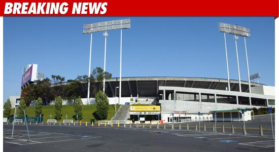 0427_-Oakland_Alameda_County_Coliseum_getty_bn