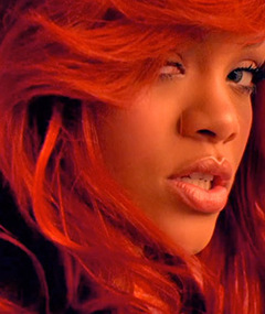 Rihanna Debuts Sexy Video for 'California King Bed'