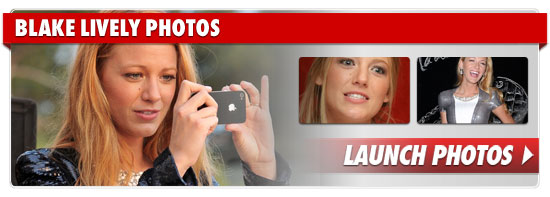 0602_blake_lively_footer