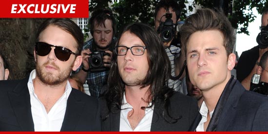 Kings of Leon Cancel Tour