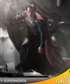 First Look: Henry Cavill as Superman in 'Man of Steel'