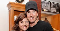 Tiffani Thiessen and Mark-Paul Gosselaar -- "Saved By the Bell" Reunion