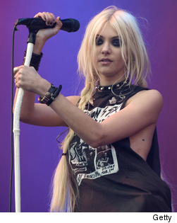 0816_momsen_single