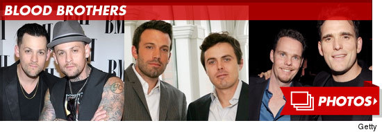 0823_celebrity_brothers_footer