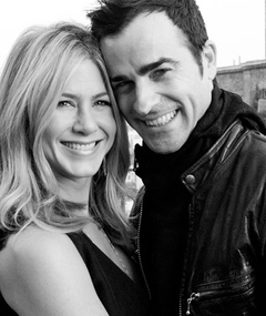 Jen Aniston & Justin Theroux: PDA Portraits!