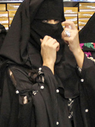Kim Kardashian & Kris Jenner Don Burqas in Dubai