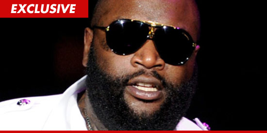 http://ll-media.tmz.com/2011/10/14/1014-rick-ross-ex-getty.jpg