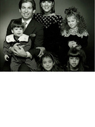 Kim Kardashian Shares Family Photo from 1988!