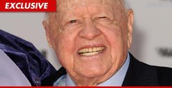 Mickey Rooney Slammed By Former Asst. -- 'Gruff, Hostile, and Rude'