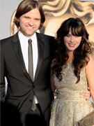 Zooey Deschanel Splits With Husband
