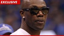 Bench Warrant Issued for Terrell Owens 