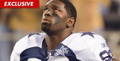 Dallas Cowboys Star Jay Ratliff to Judge: I Want to Be Involved in My Child's Life