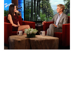Selena Gomez Alludes to Bieber Baby Drama: "It's Not Easy"