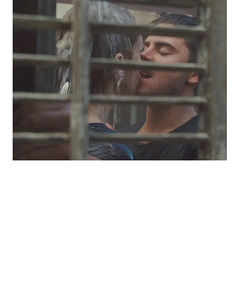 Zac Efron Bulks Up, Gets Steamy in "The Lucky One"