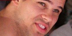 Kris Humphries Can't Handle a Divorce to Kim Kardashian