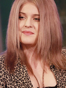 Kelly Osbourne Shows Off New, Ashy 'Do