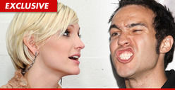 Ashlee Simpson Divorce to Pete Wentz Final