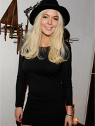 Lindsay Lohan Loses 10K in Hawaii