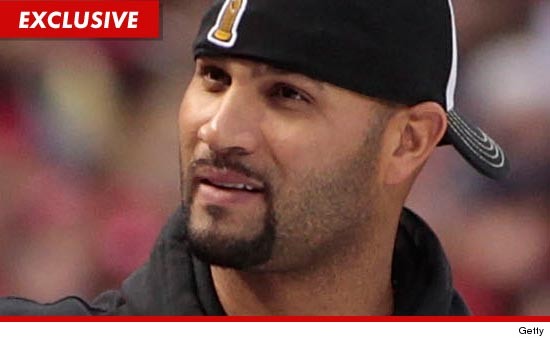 1217_albert_pujols_getty_EX