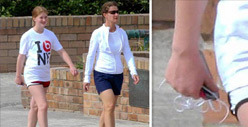 Bill Gates' Daughter -- Hold the Phone ... Is That an Apple Product?!?!