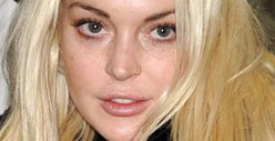Lindsay Lohan -- Bodyguard Shopping After Trespassing Incident