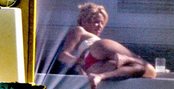 Shakira -- Bummin' Around in Miami