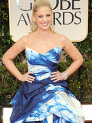 Which Star's Daughter Picked Her Globes Dress?