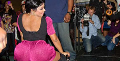 Lil' Kim -- Booty Poppin' at the Movies