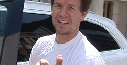 Mark Wahlberg -- I Would Have FOUGHT 9/11 Hijackers and Landed Plane