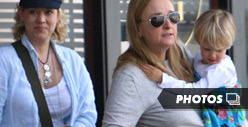 Melissa Etheridge & Ex-GF -- We Hide Our HATRED for the Sake of the Kids