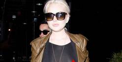 Lindsay Lohan -- A Revealing Shopping Trip [PHOTO]