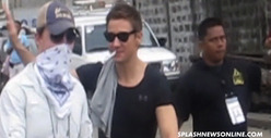 Jeremy Renner -- Back at Work After Ax Brawl 