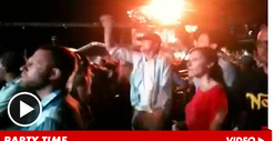 Ashton Kutcher -- Fist-Pumping After Demi Moore Emergency