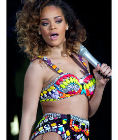 Rihanna, Coldplay to Perform Together at Grammys