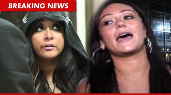 0131_snooki_jwoww_tmz_BN