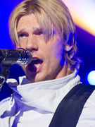 Nick Carter Returns to Stage Following Sister's Death