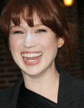 "Bridesmaids" Ellie Kemper's Embarrassing Makeup Mistake