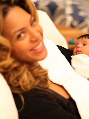 FIRST PHOTOS of Beyonce and Jay-Z's Baby Girl, Blue Ivy Carter!