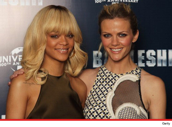 0328_rihanna_decker_Rather