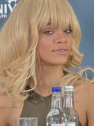 Rihanna Slams Reporter for Asking About Ashton Kutcher