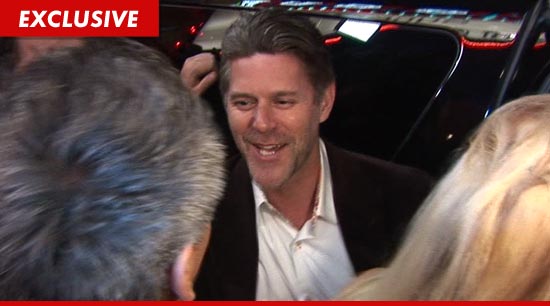 0330-slade-smiley-tmz2-ex