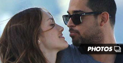 Minka Kelly -- Rebounding ... with Wilmer Valderrama?!