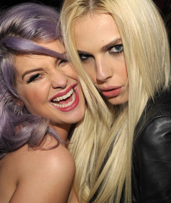 Kelly Osbourne & Male Model Andrej Pejic Honored at Logo Awards Show