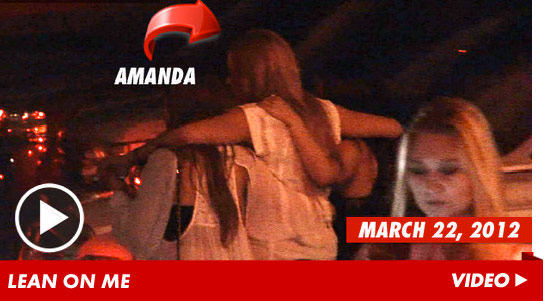 0410_amanda_bynes_launch_02