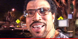 IRS to Lionel Richie: Hello ... It's $1.1 Million We're Looking For