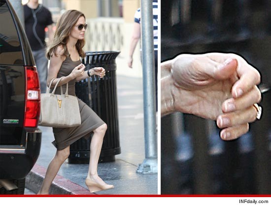 Angelina Jolie engagement ring